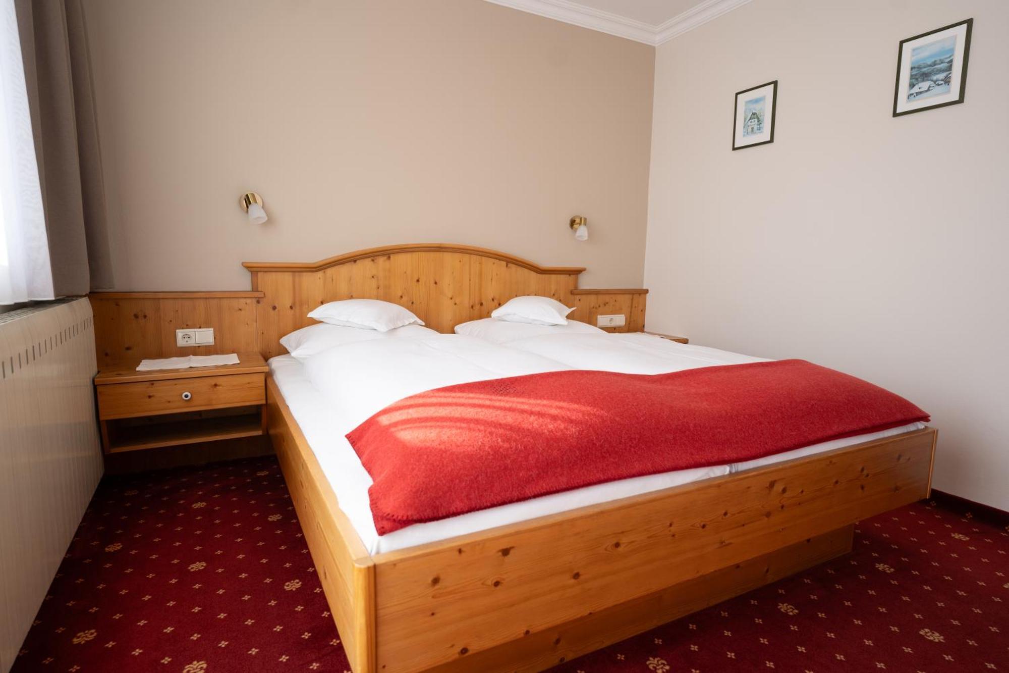 Hotel Haus Koessler Radstadt Esterno foto